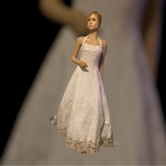 NWT Davids Bridal Michaelangelo White Halter A-Line Gown Beaded Lace Dress - Picture 5 of 11